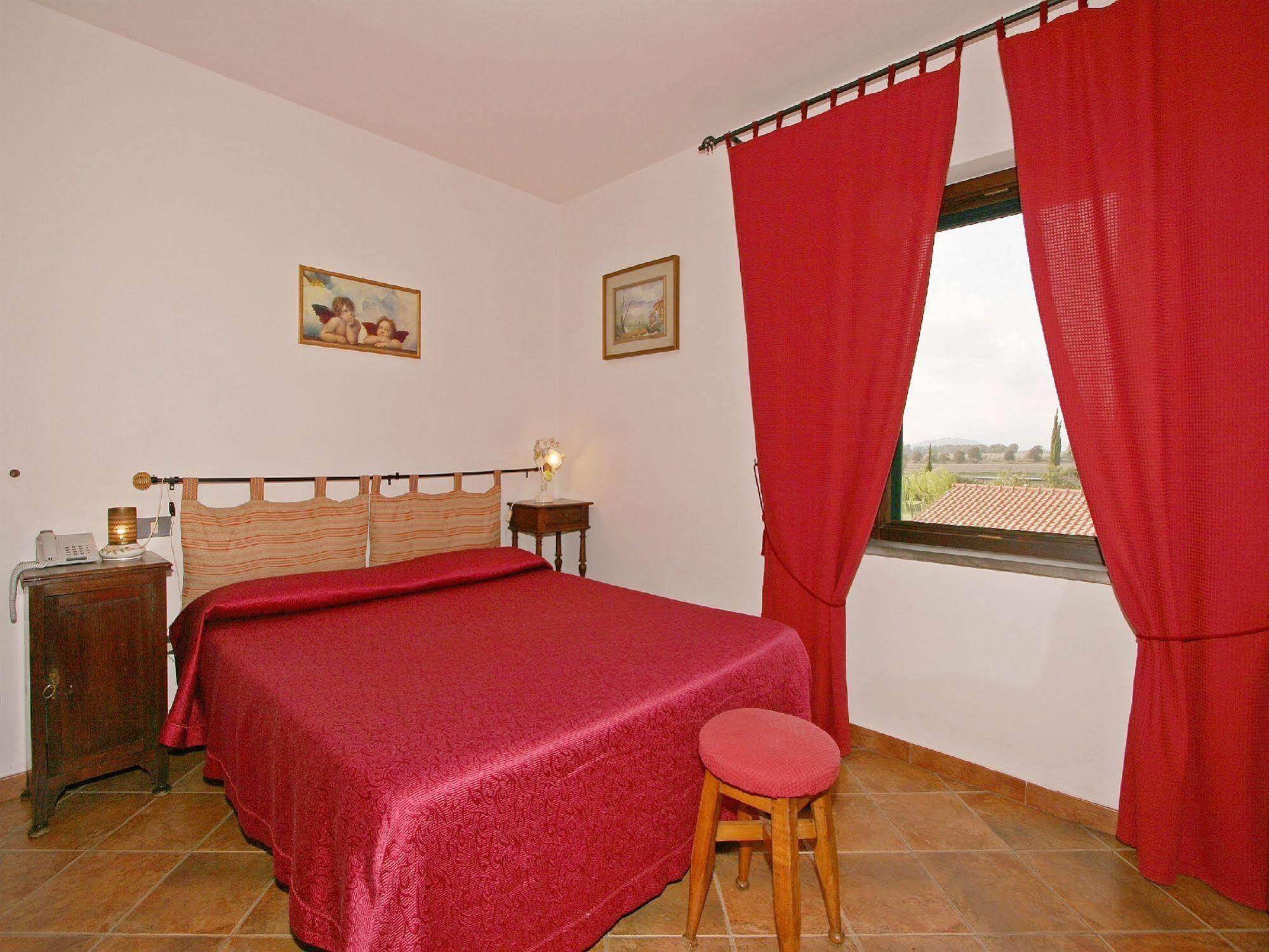 Locanda Le Mandriane Албиния Екстериор снимка